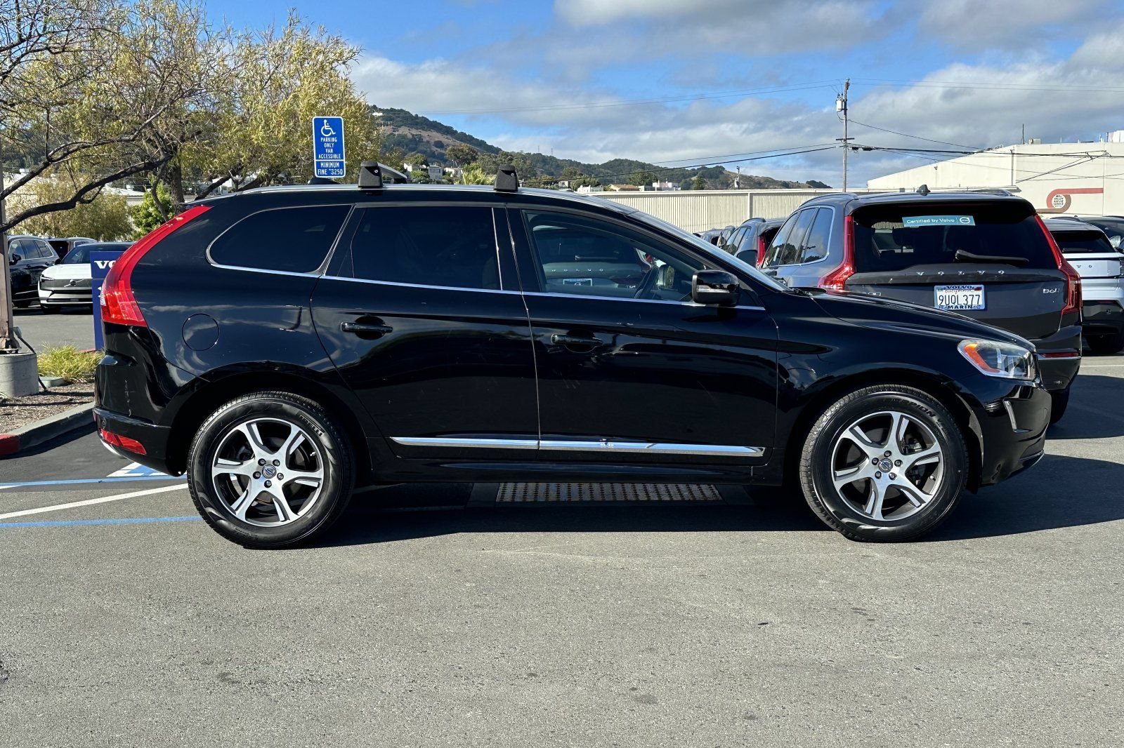 Used 2014 Volvo XC60 T6 AWD/4WD image 8