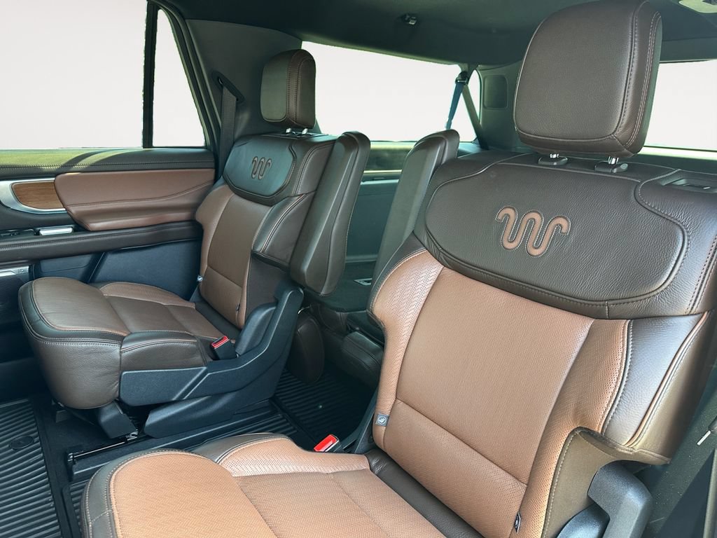 Used 2025 Ford Expedition Max King Ranch AWD/4WD image 13
