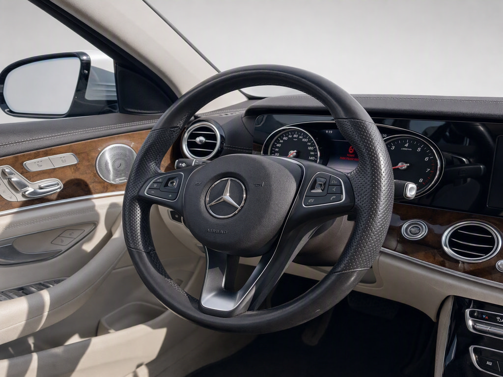 Used 2017 Mercedes-Benz E 300 4MATIC image 20