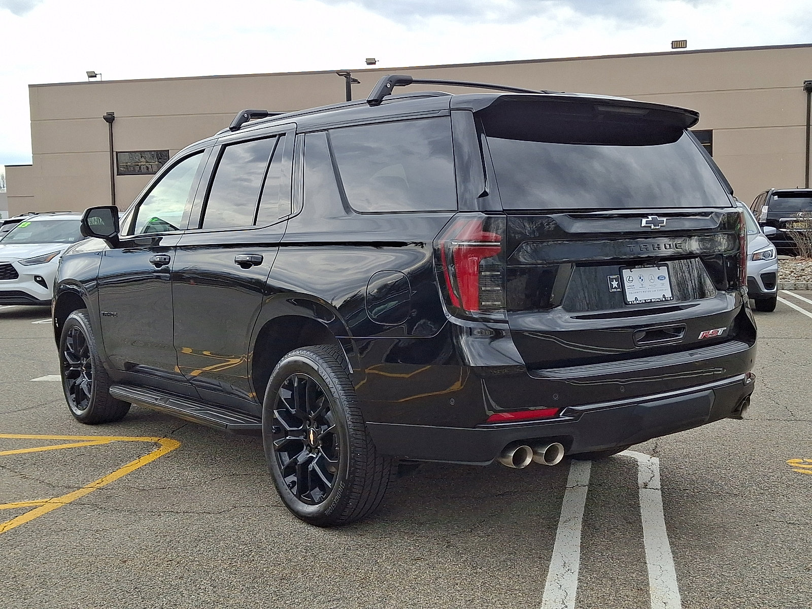 Used 2025 Chevrolet Tahoe RST w/ Sun And Tow Package image 4