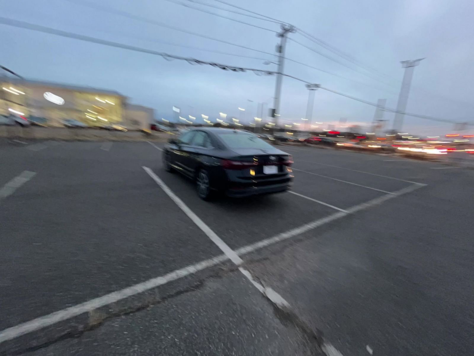 Used 2025 Volkswagen Jetta SE image 15