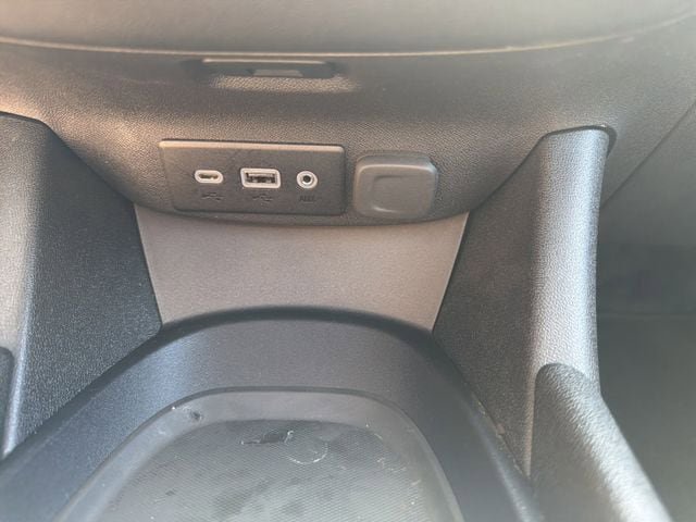 Used 2023 Chevrolet Malibu RS FWD image 29