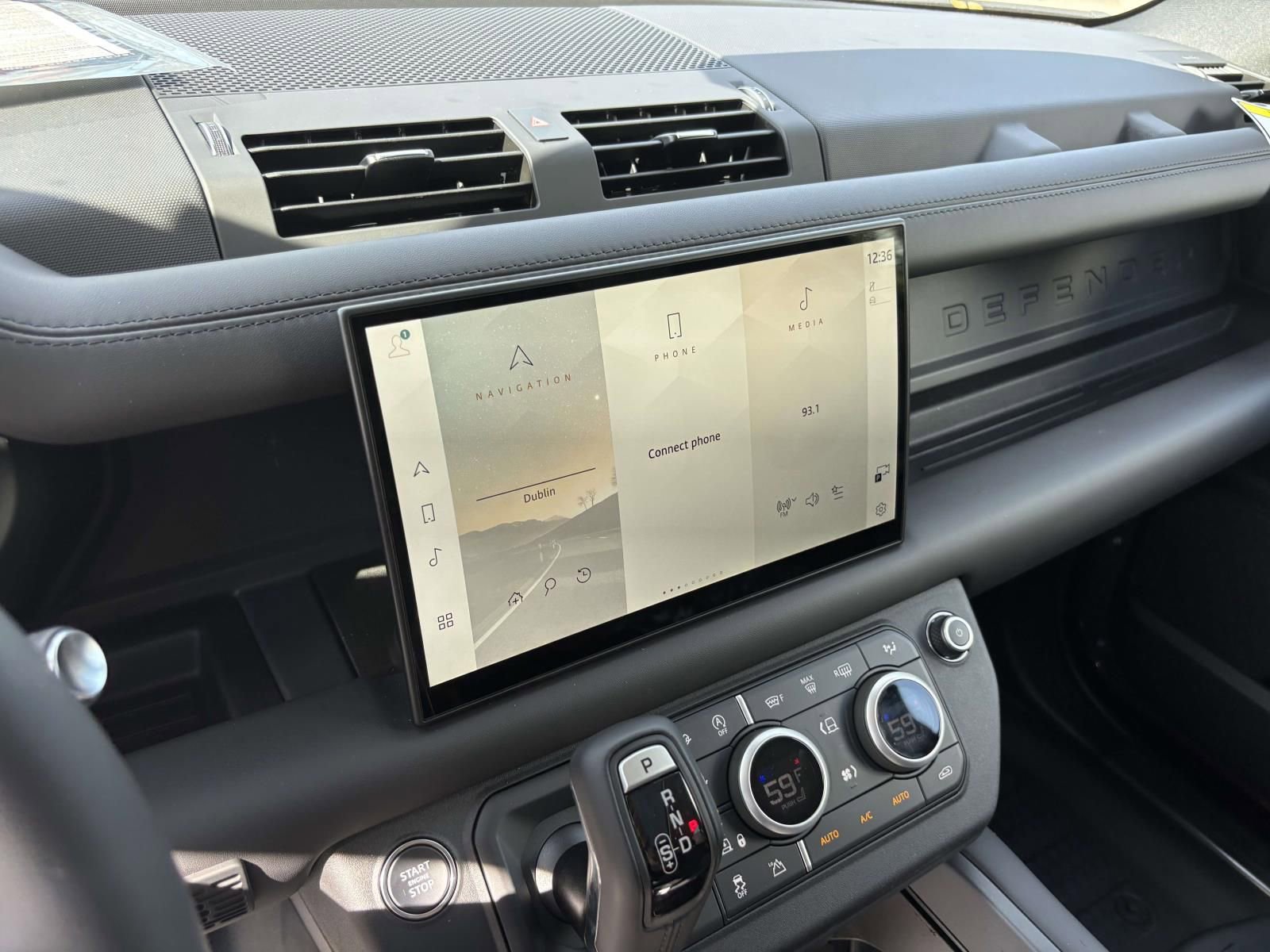 New 2025 Land Rover Defender 130 S image 16