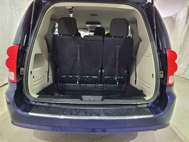 Used 2017 Dodge Grand Caravan SE image 44