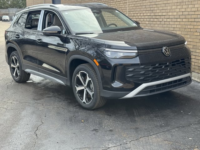 New 2026 Volkswagen Tiguan SE