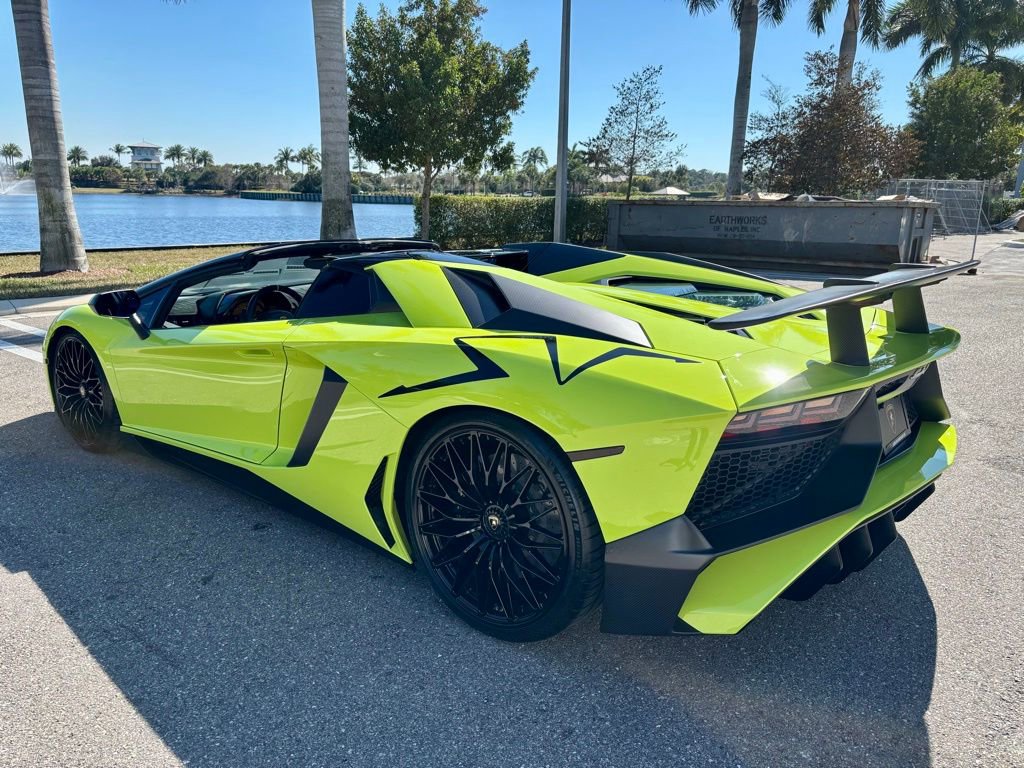 Used 2016 Lamborghini Aventador LP 750-4 Superveloce image 11