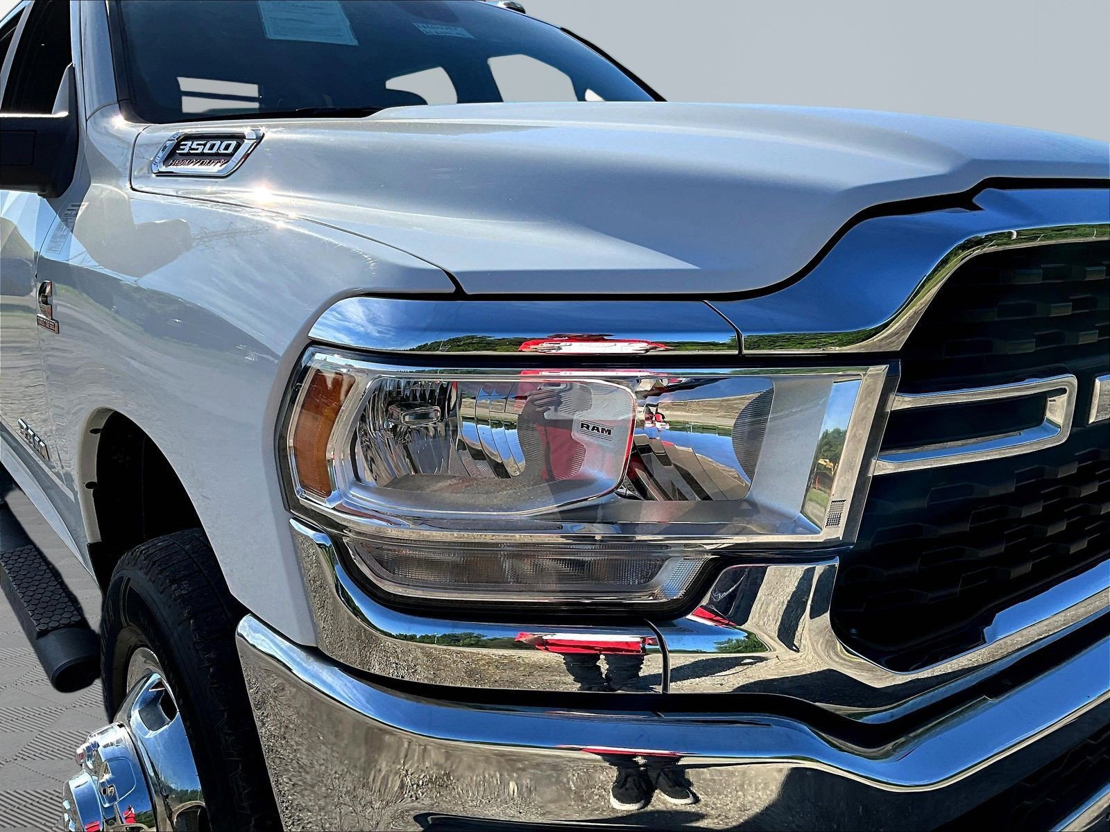 Used 2024 RAM 3500 SLT w/ Quick Order Package 2YG SLT AWD/4WD image 26