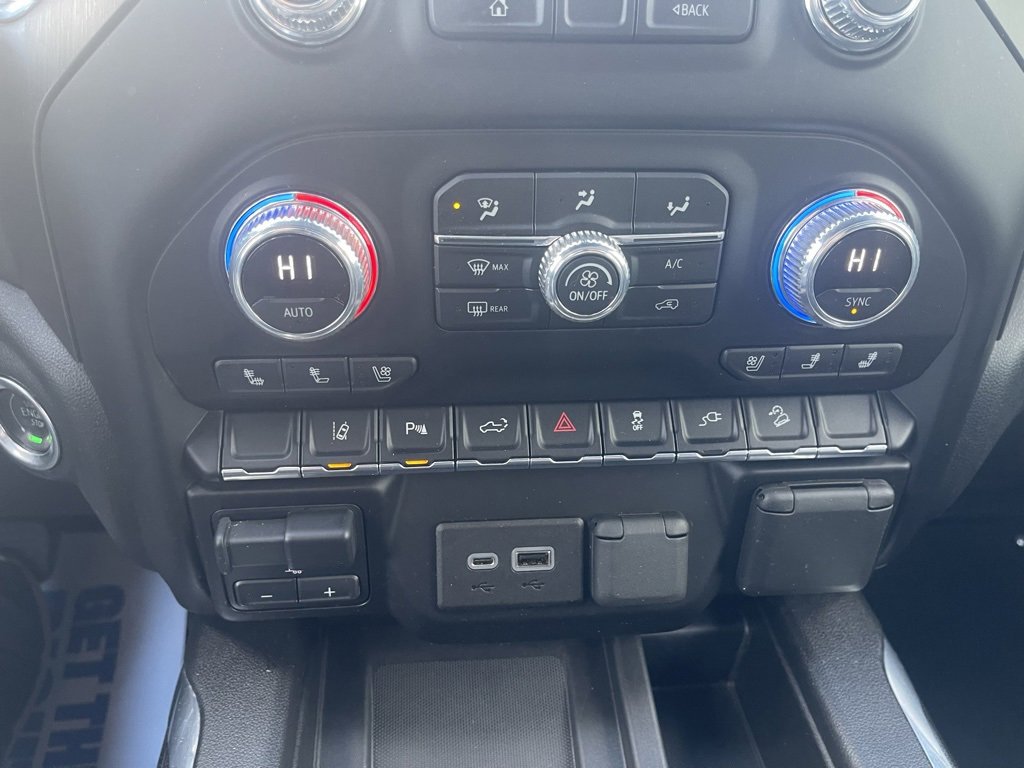 Used 2021 GMC Sierra 2500 AT4 w/ AT4 Premium Plus Package image 31