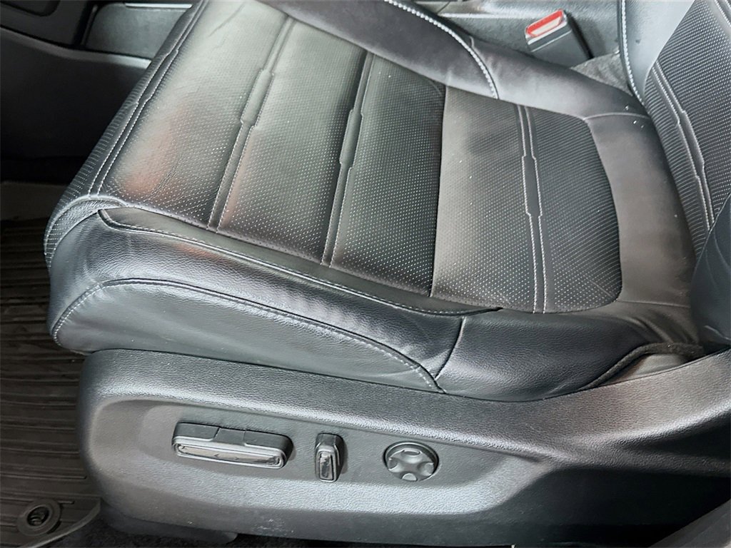 Certified 2019 Honda CR-V EX-L image 9