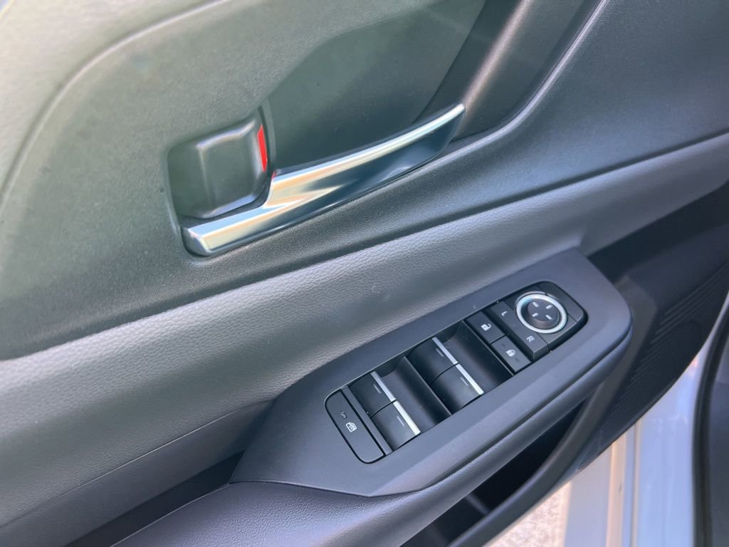 Used 2023 Toyota Prius XLE image 15