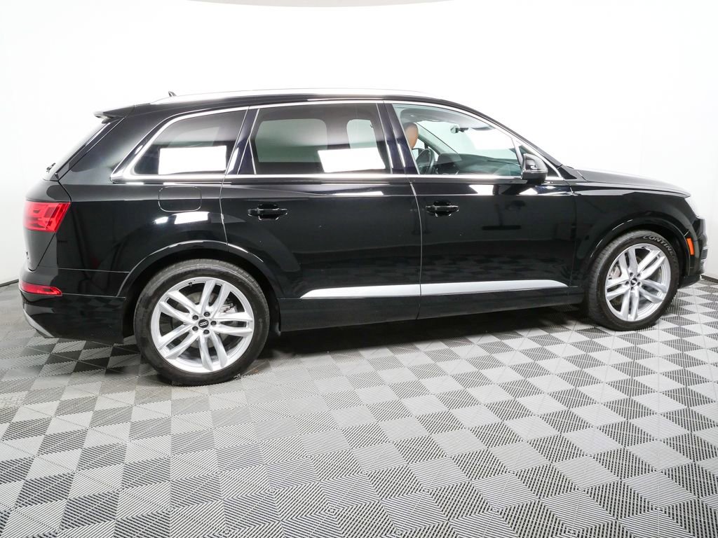 Used 2018 Audi Q7 3.0T Prestige AWD/4WD image 32