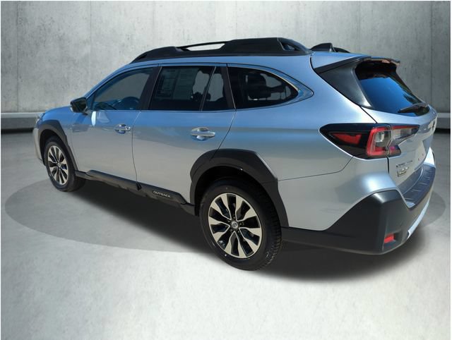 Used 2023 Subaru Outback Limited XT AWD/4WD image 3