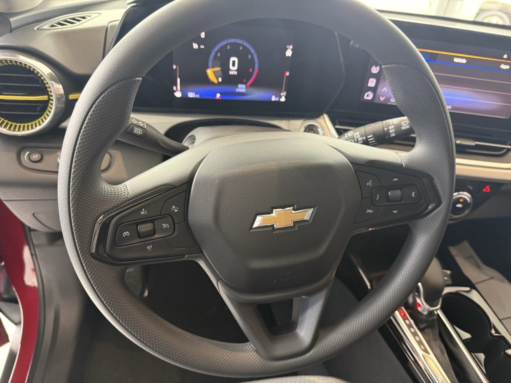 New 2026 Chevrolet Trax LT image 9