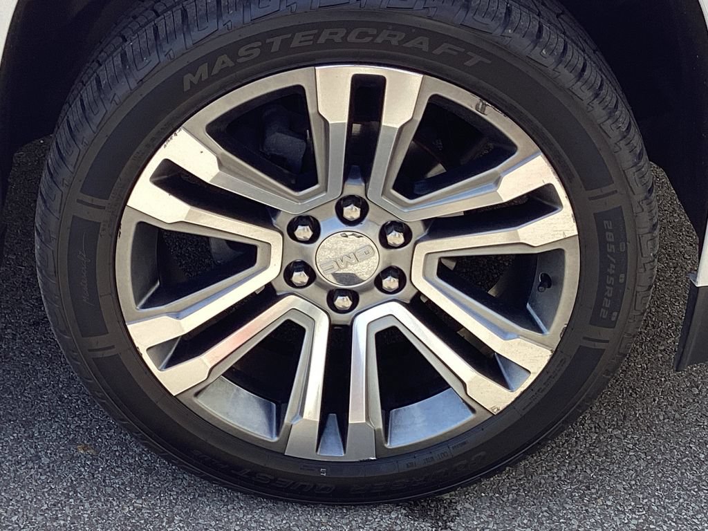 Used 2018 GMC Yukon Denali AWD/4WD image 22