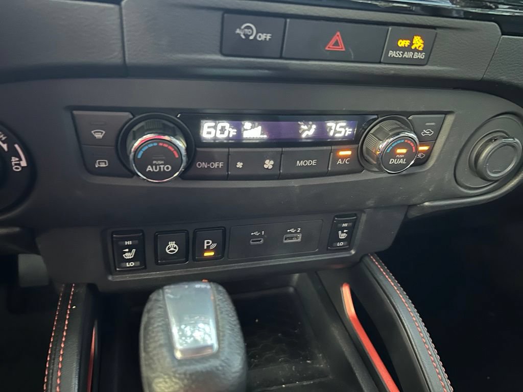 Used 2024 Nissan Frontier PRO-4X w/ Pro Premium Package AWD/4WD image 28