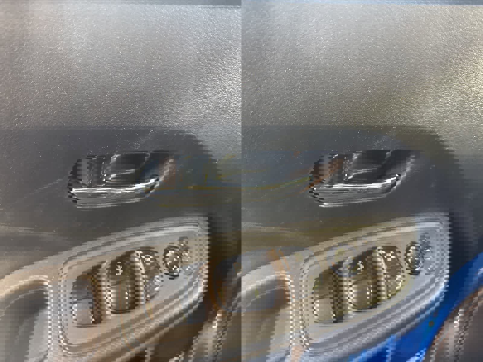 Used 2021 Nissan Versa SV image 19