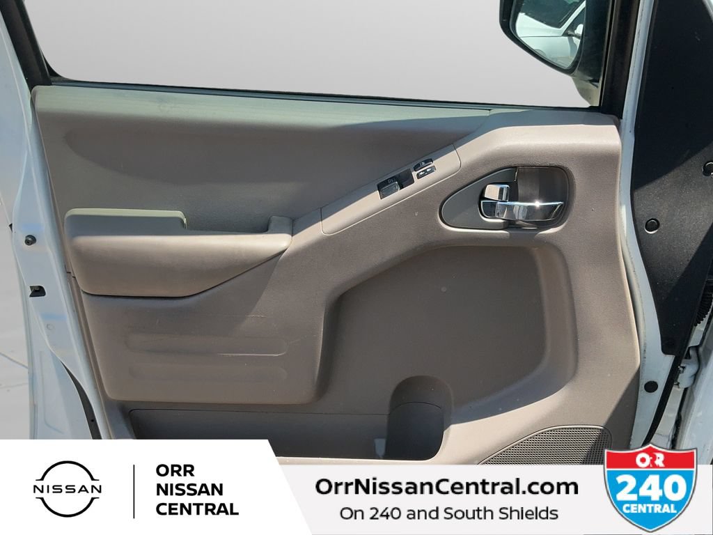 Used 2017 Nissan Frontier SV RWD image 13