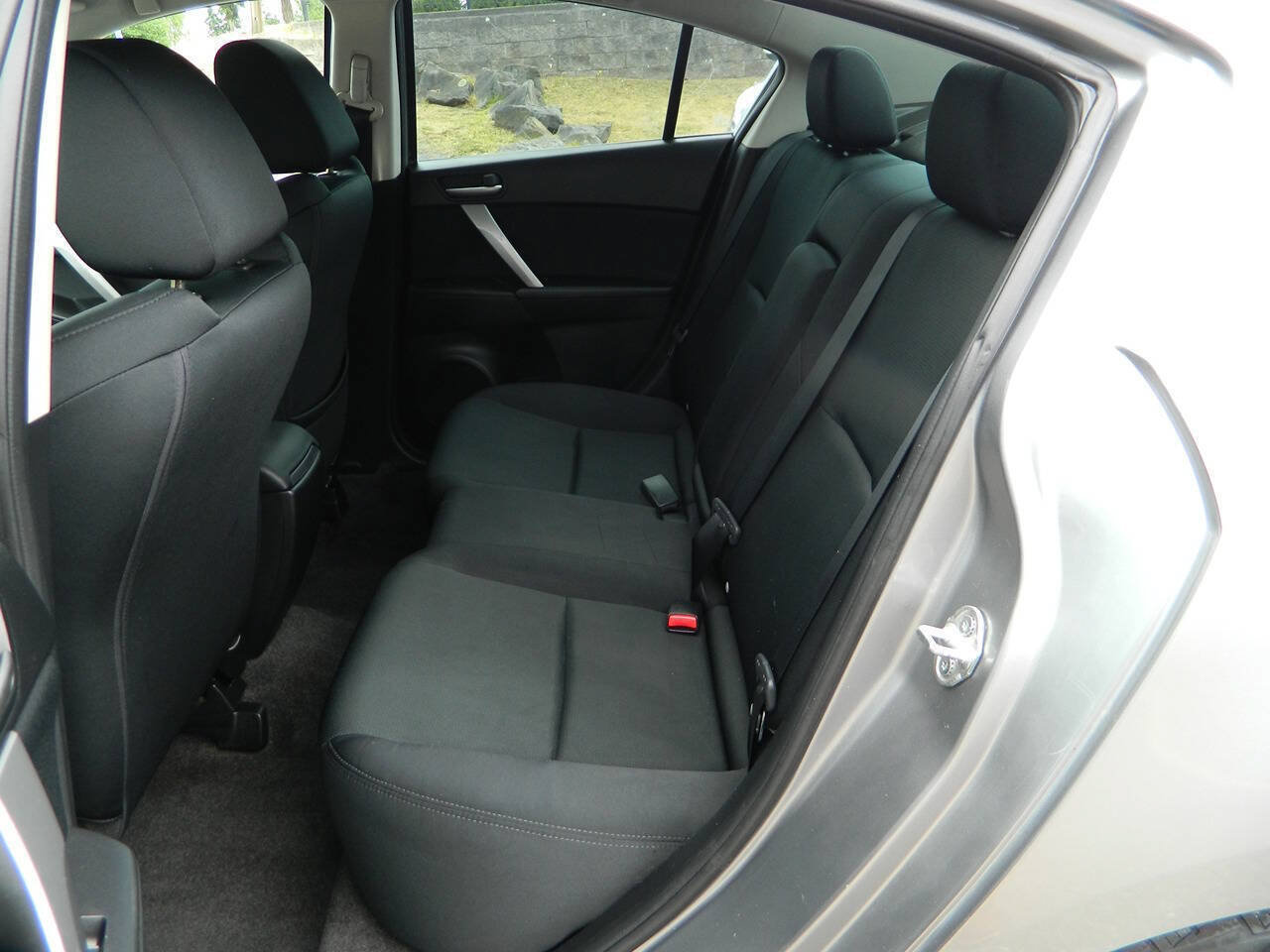 Used 2010 MAZDA MAZDA3 s Sport FWD image 14