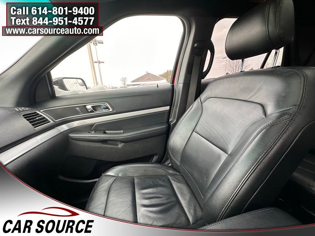 Used 2016 Ford Explorer XLT w/ Equipment Group 202A image 13