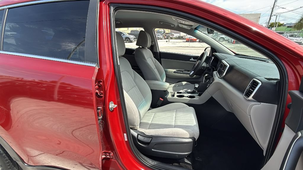 Used 2021 Kia Sportage LX AWD/4WD image 40