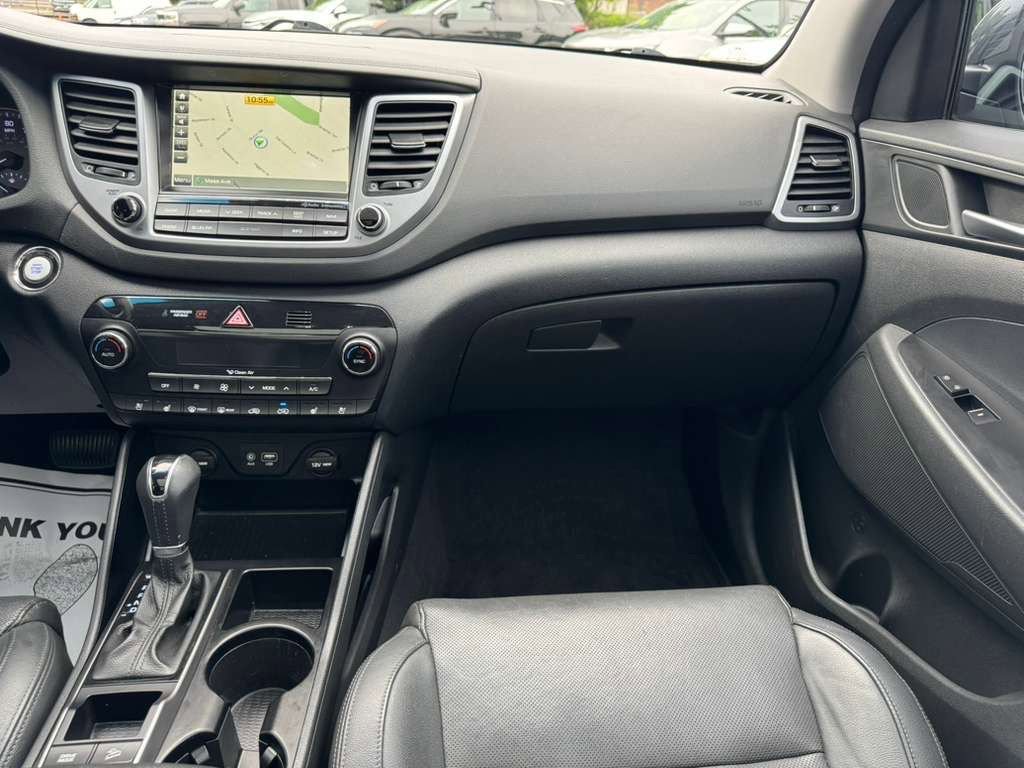Used 2016 Hyundai Tucson Limited w/ Option Group 03 AWD/4WD image 21