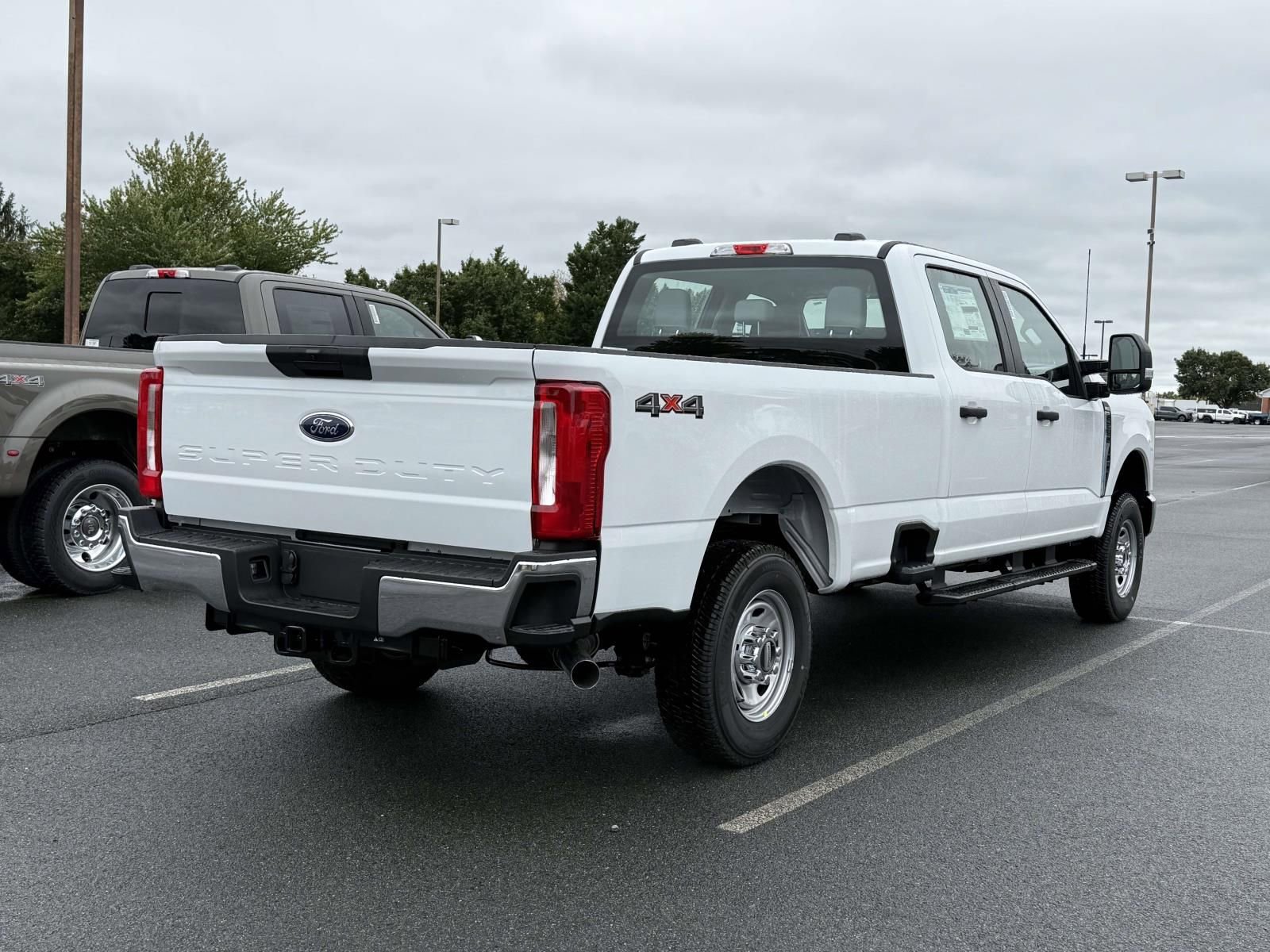 New 2026 Ford F250 XL image 2