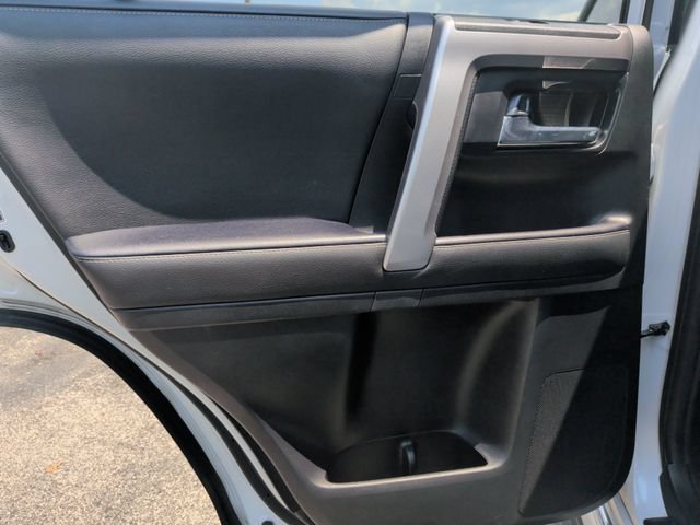 Used 2024 Toyota 4Runner Limited AWD/4WD image 31