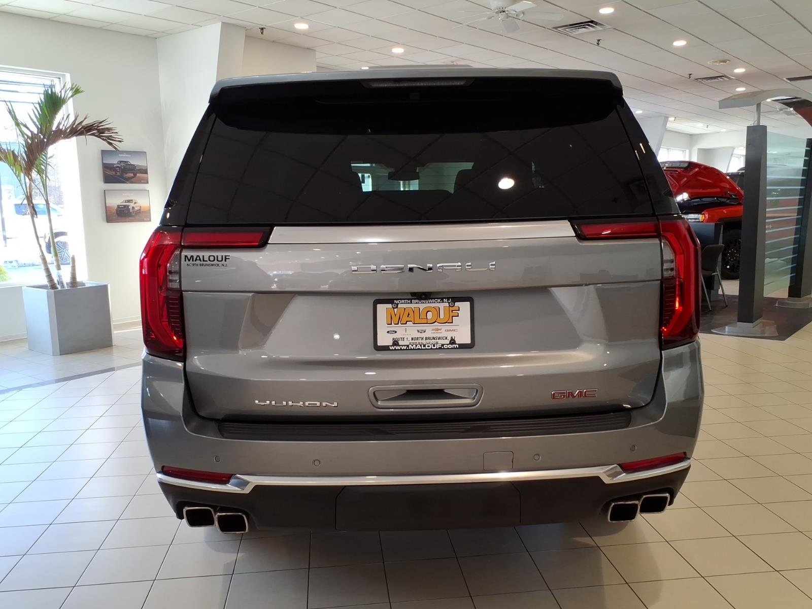 New 2025 GMC Yukon XL Denali w/ Sun & Power Step Package image 5