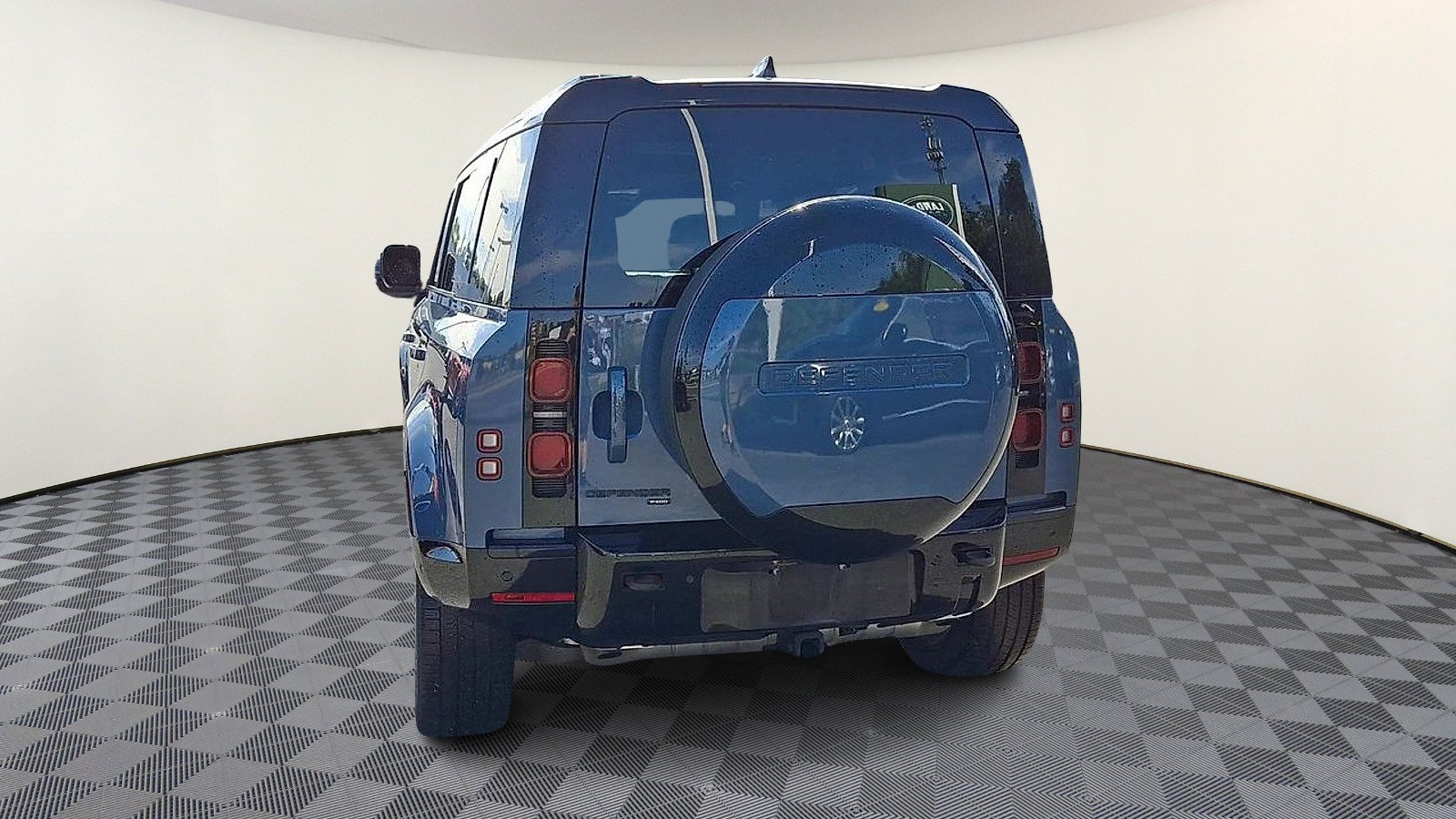 Used 2023 Land Rover Defender 110 X-Dynamic SE AWD/4WD image 7