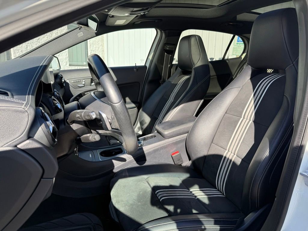 Used 2018 Mercedes-Benz GLA 250 4MATIC image 9