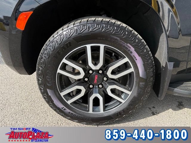 Used 2024 GMC Yukon AT4 w/ LPO, Floor Liner Package AWD/4WD image 13