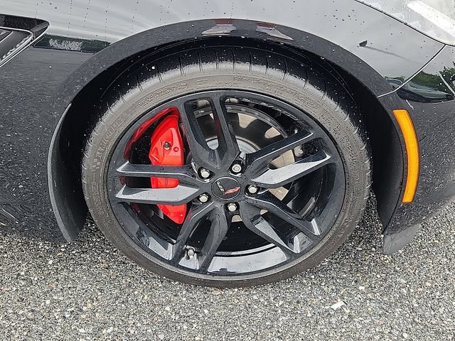 Used 2019 Chevrolet Corvette Stingray Coupe w/ Carbon Flash Badge Package RWD image 8