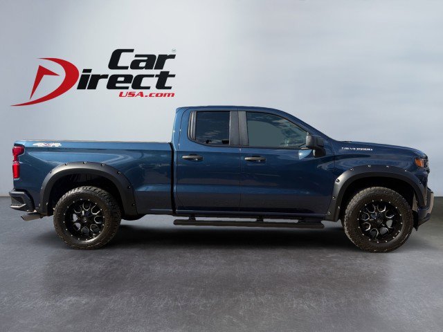Used 2019 Chevrolet Silverado 1500 Custom w/ Custom Value Package AWD/4WD image 3