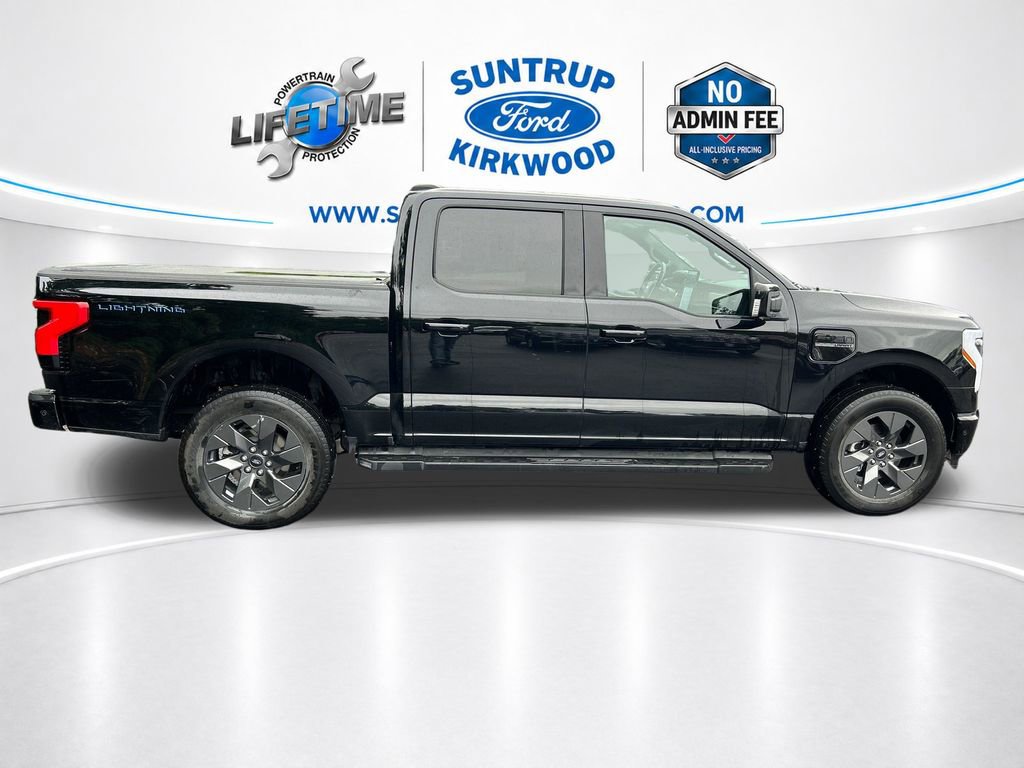 Used 2022 Ford F150 Lightning Lariat AWD/4WD image 8