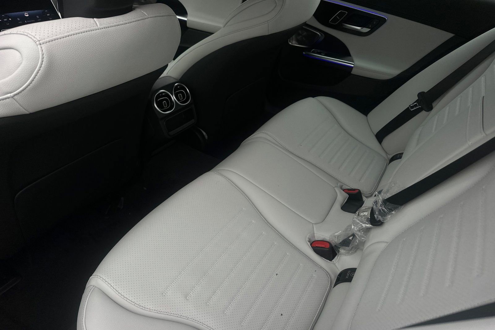 New 2026 Mercedes-Benz C 300 Sedan image 11