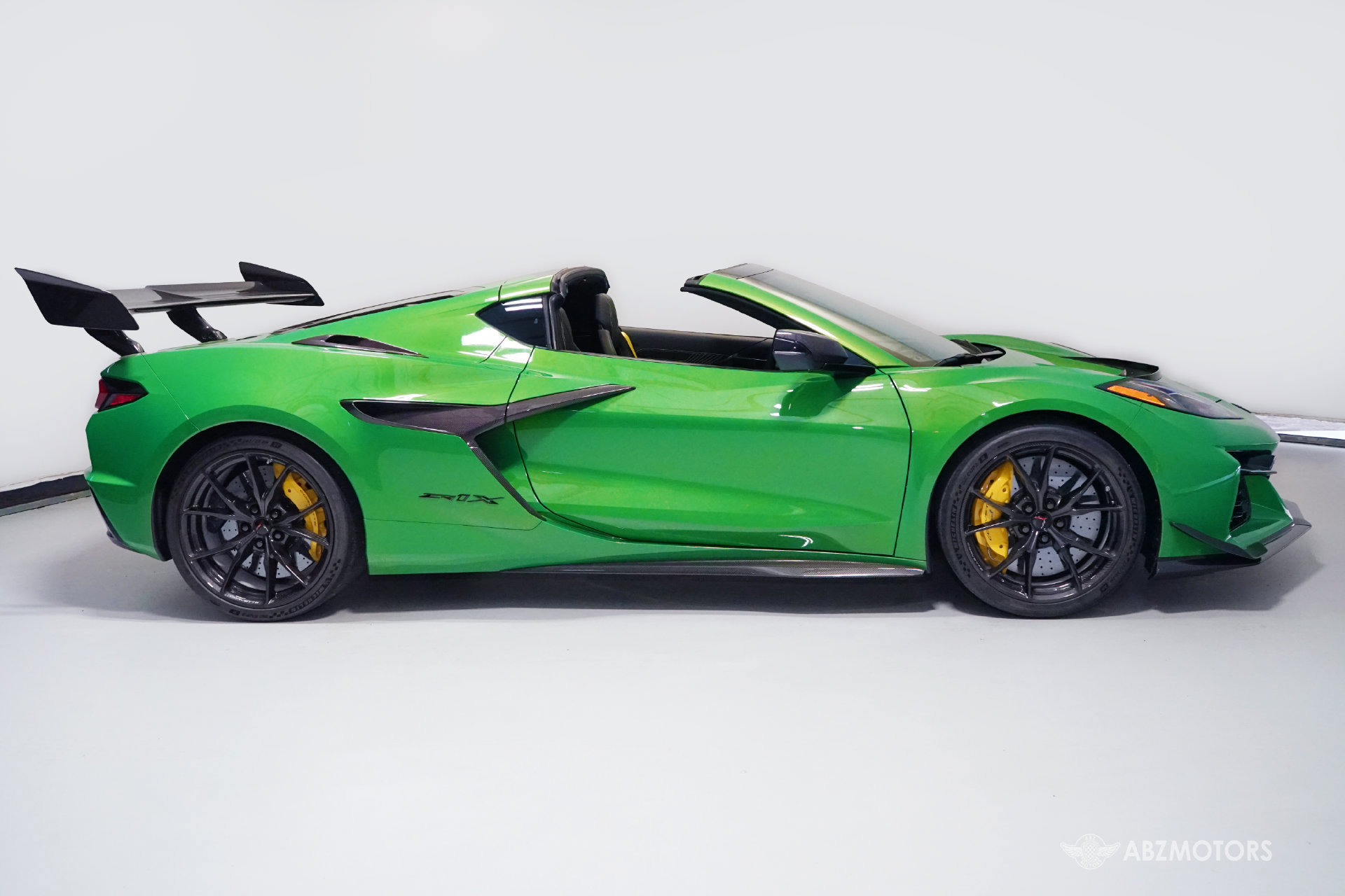 Used 2027 Chevrolet Corvette ZR1X AWD/4WD image 4