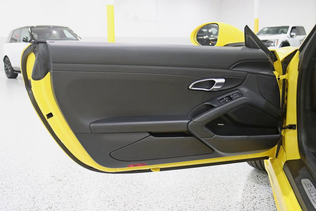 Used 2019 Porsche 718 Boxster S RWD image 29