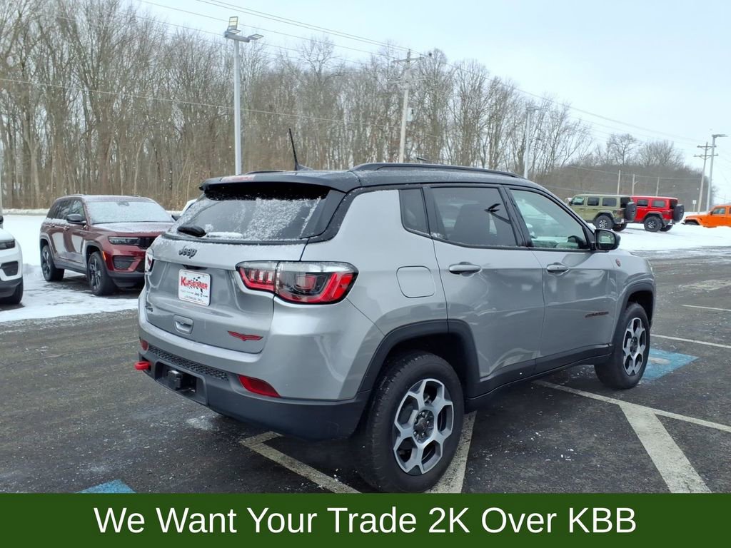 Used 2022 Jeep Compass Trailhawk w/ Sun and Sound Group AWD/4WD image 6