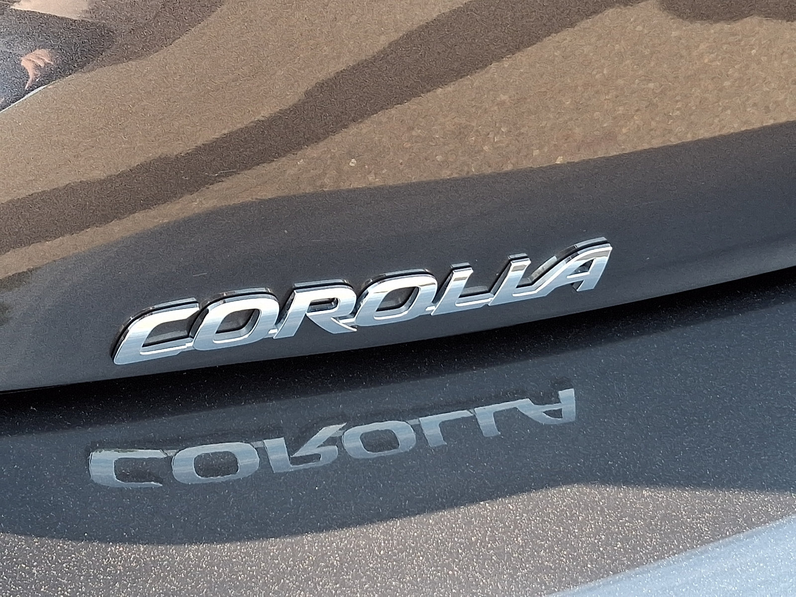 Used 2025 Toyota Corolla XSE FWD image 29