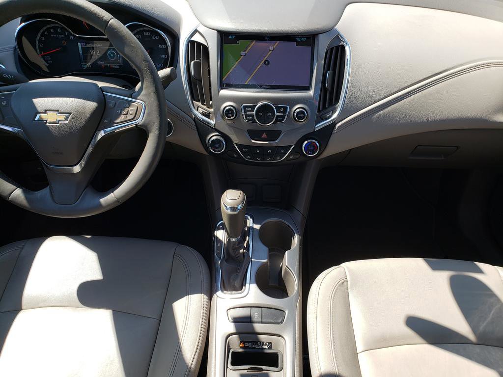 Used 2016 Chevrolet Cruze Premier image 11