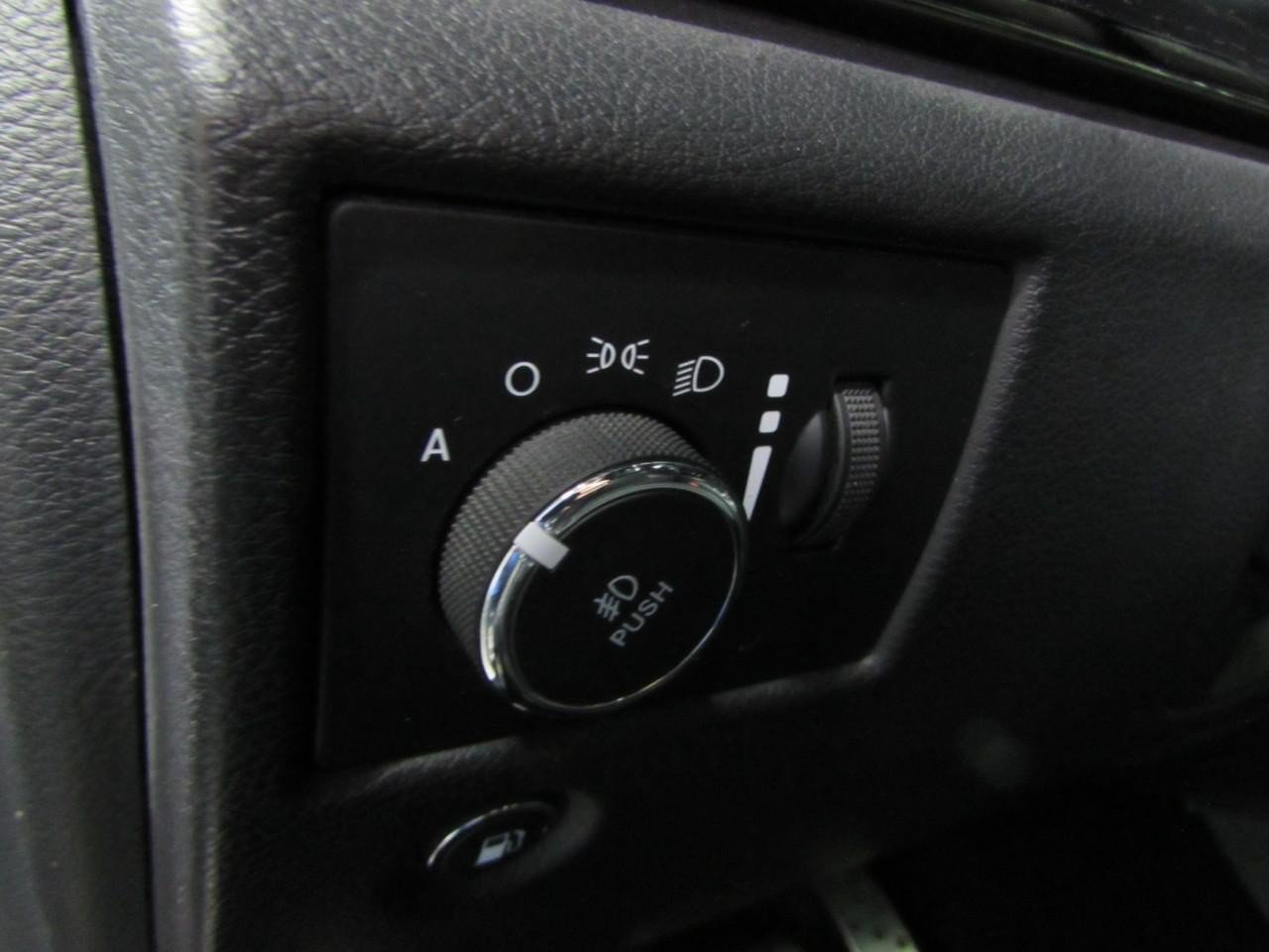Used 2020 Jeep Grand Cherokee High Altitude AWD/4WD image 23