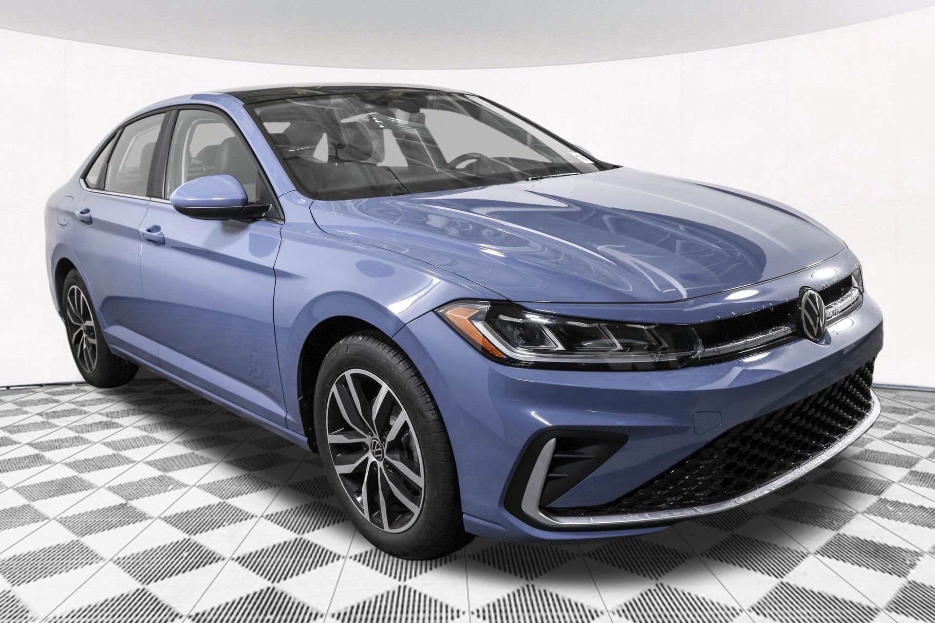 New 2026 Volkswagen Jetta SE FWD image 9