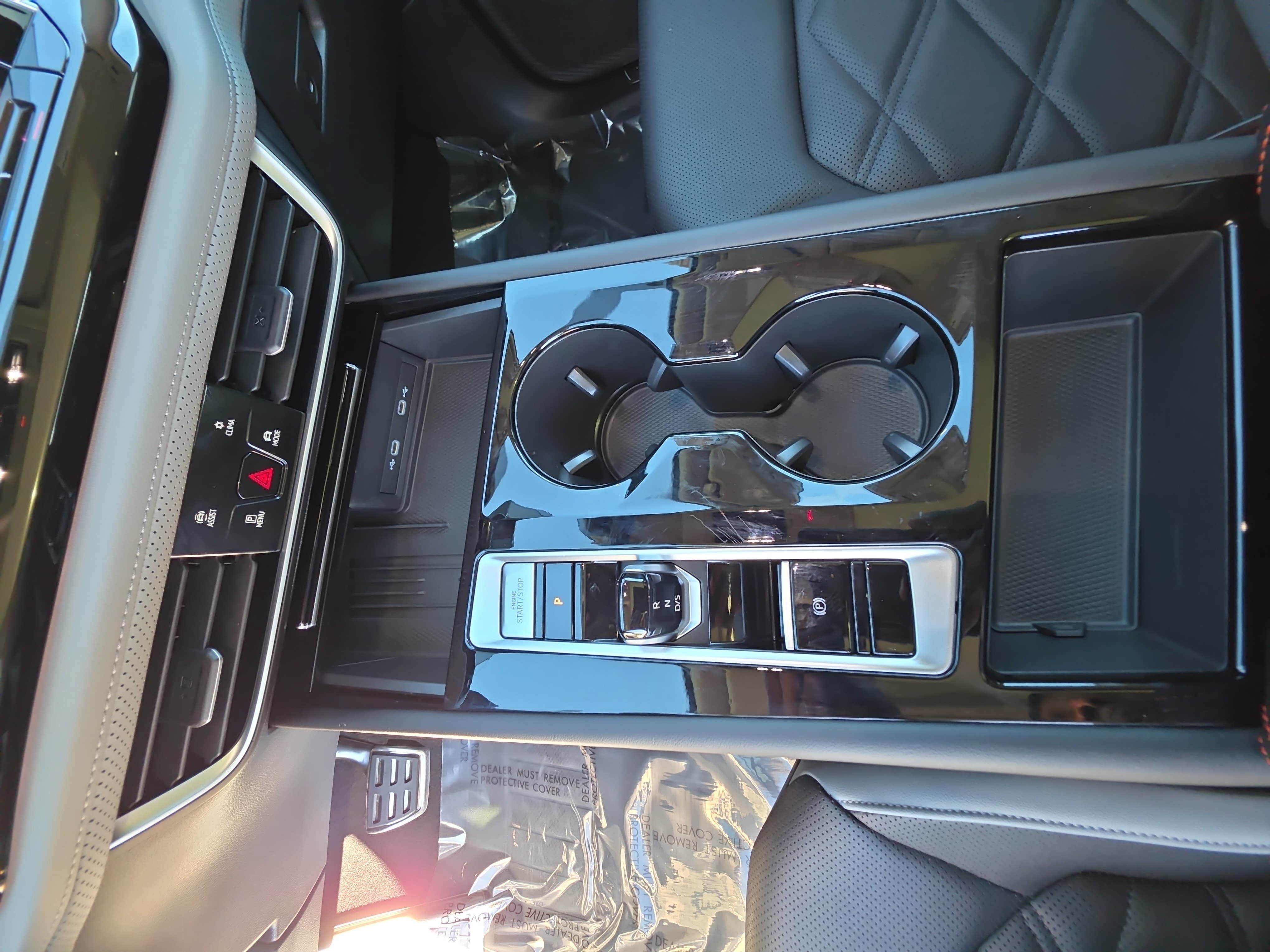 Used 2026 Volkswagen Atlas Peak Edition AWD/4WD image 26