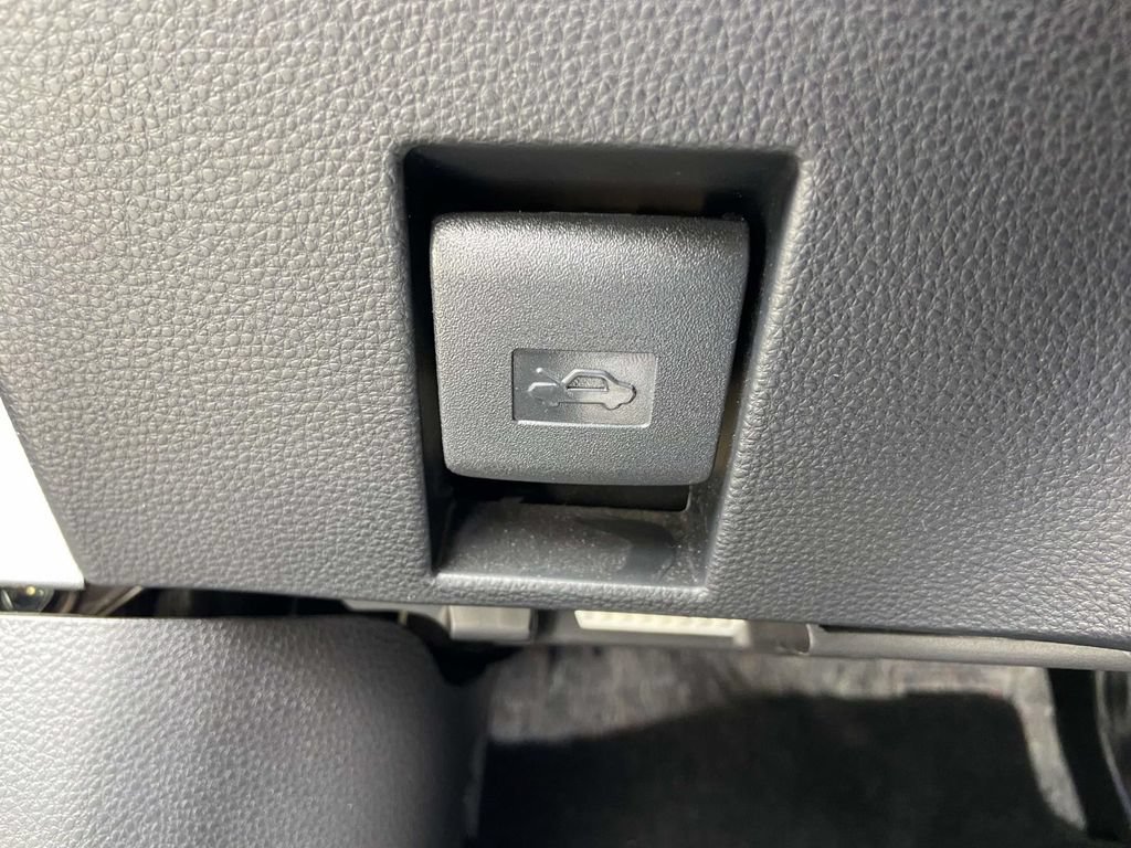 Used 2023 Toyota Corolla LE w/ LE Premium Package FWD image 31