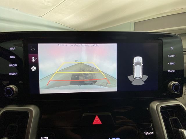 Used 2022 Kia Sorento S image 17