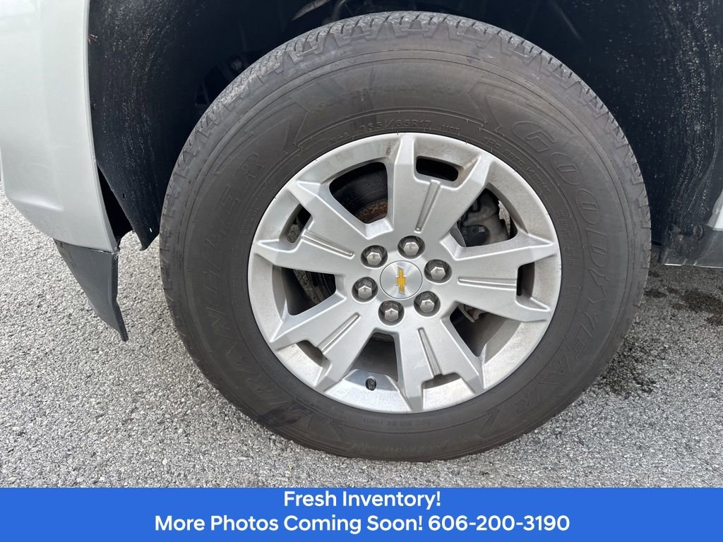 Used 2022 Chevrolet Colorado LT w/ Fleet Safety Package image 8