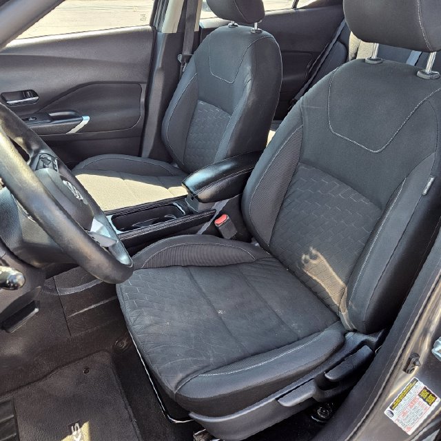 Used 2023 Nissan Kicks SV FWD image 11