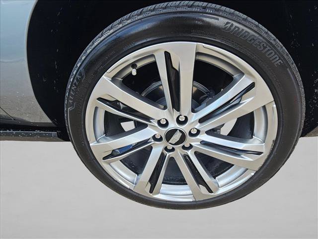 Used 2025 Cadillac Escalade ESV Sport Platinum AWD/4WD image 7