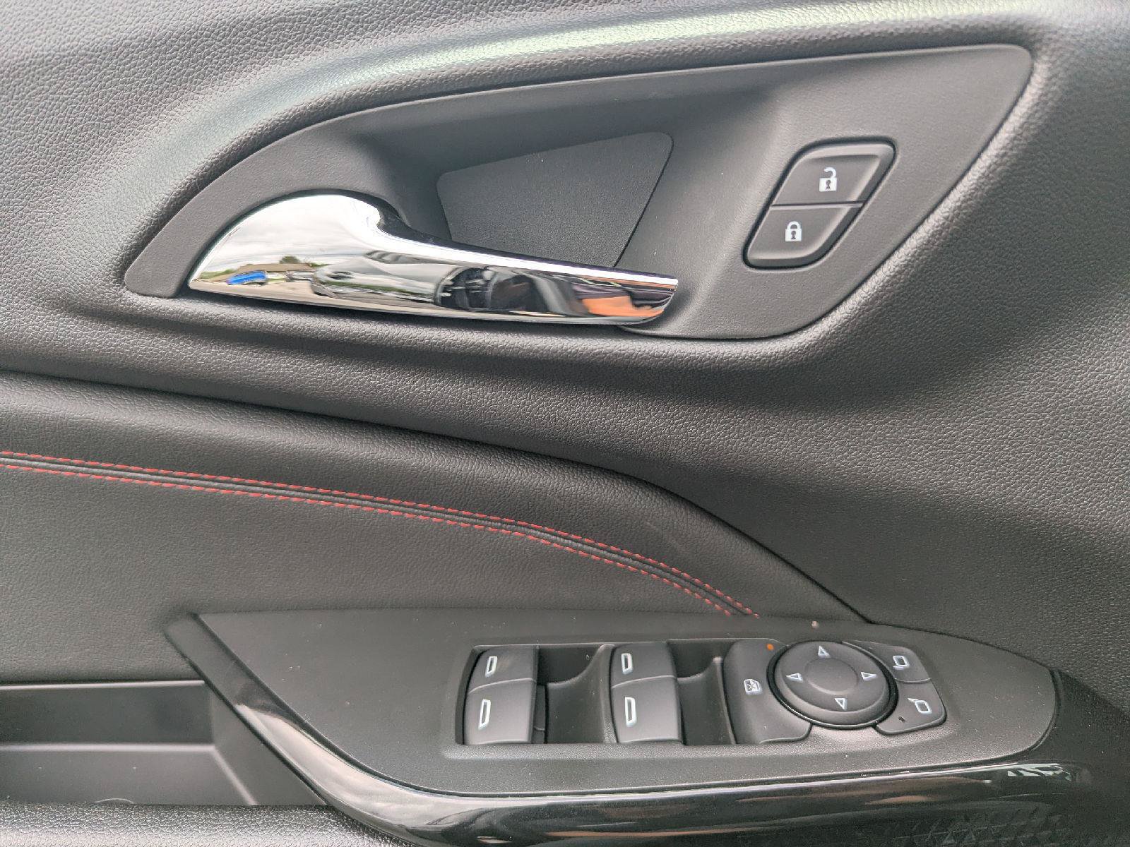 New 2026 Chevrolet Trax RS w/ Driver Confidence Package FWD image 34