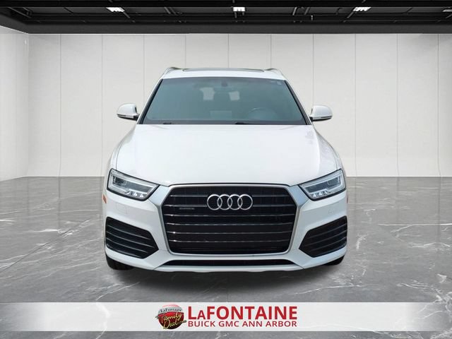 Used 2018 Audi Q3 2.0T Premium Plus w/ Premium Plus Package AWD/4WD image 5